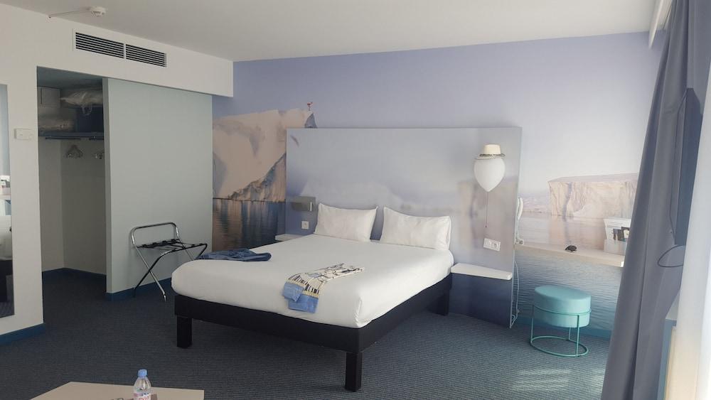 Hotel Ibis Styles Toulon Centre Port Zewnętrze zdjęcie