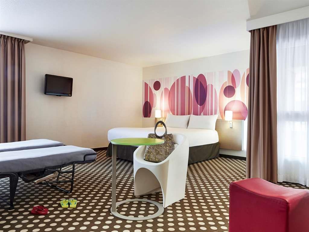 Hotel Ibis Styles Toulon Centre Port Zewnętrze zdjęcie