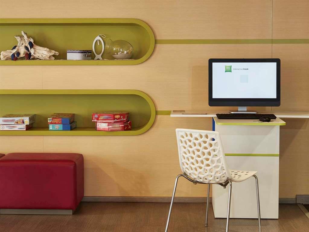 Hotel Ibis Styles Toulon Centre Port Zewnętrze zdjęcie