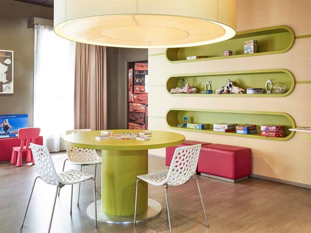 Hotel Ibis Styles Toulon Centre Port Zewnętrze zdjęcie