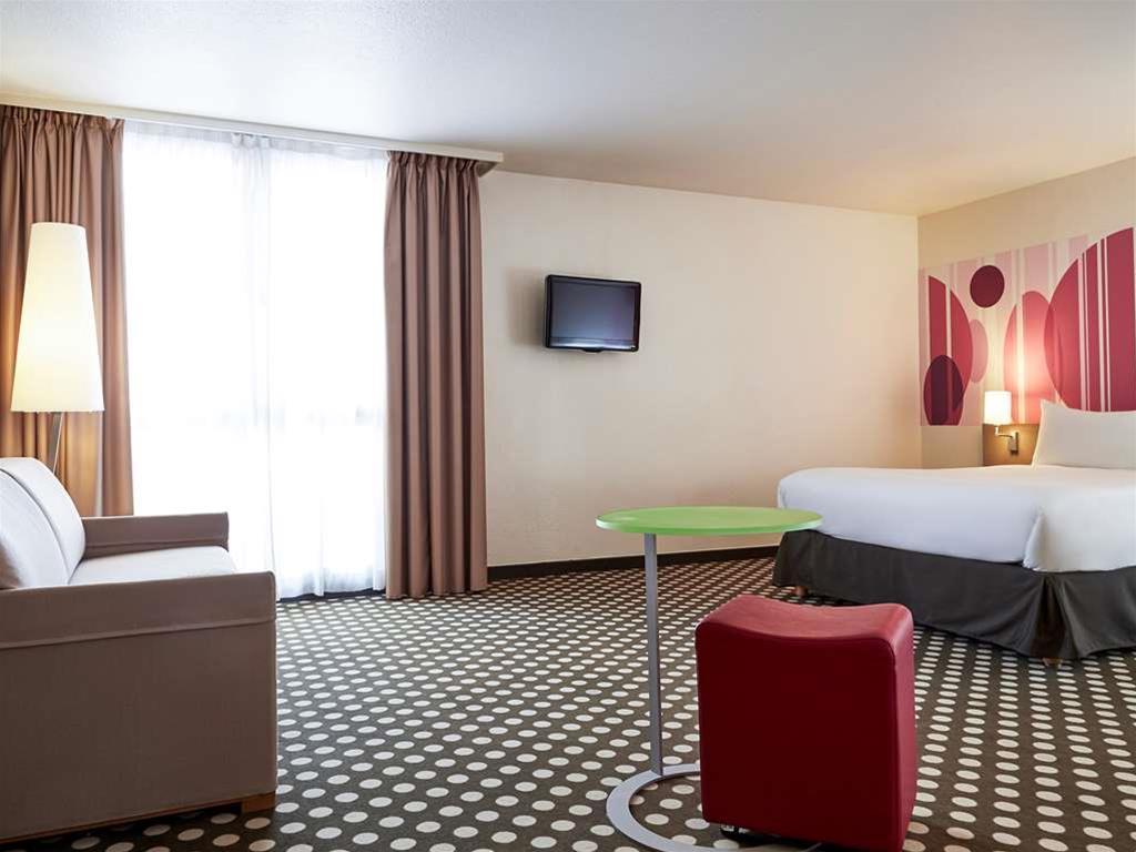 Hotel Ibis Styles Toulon Centre Port Zewnętrze zdjęcie