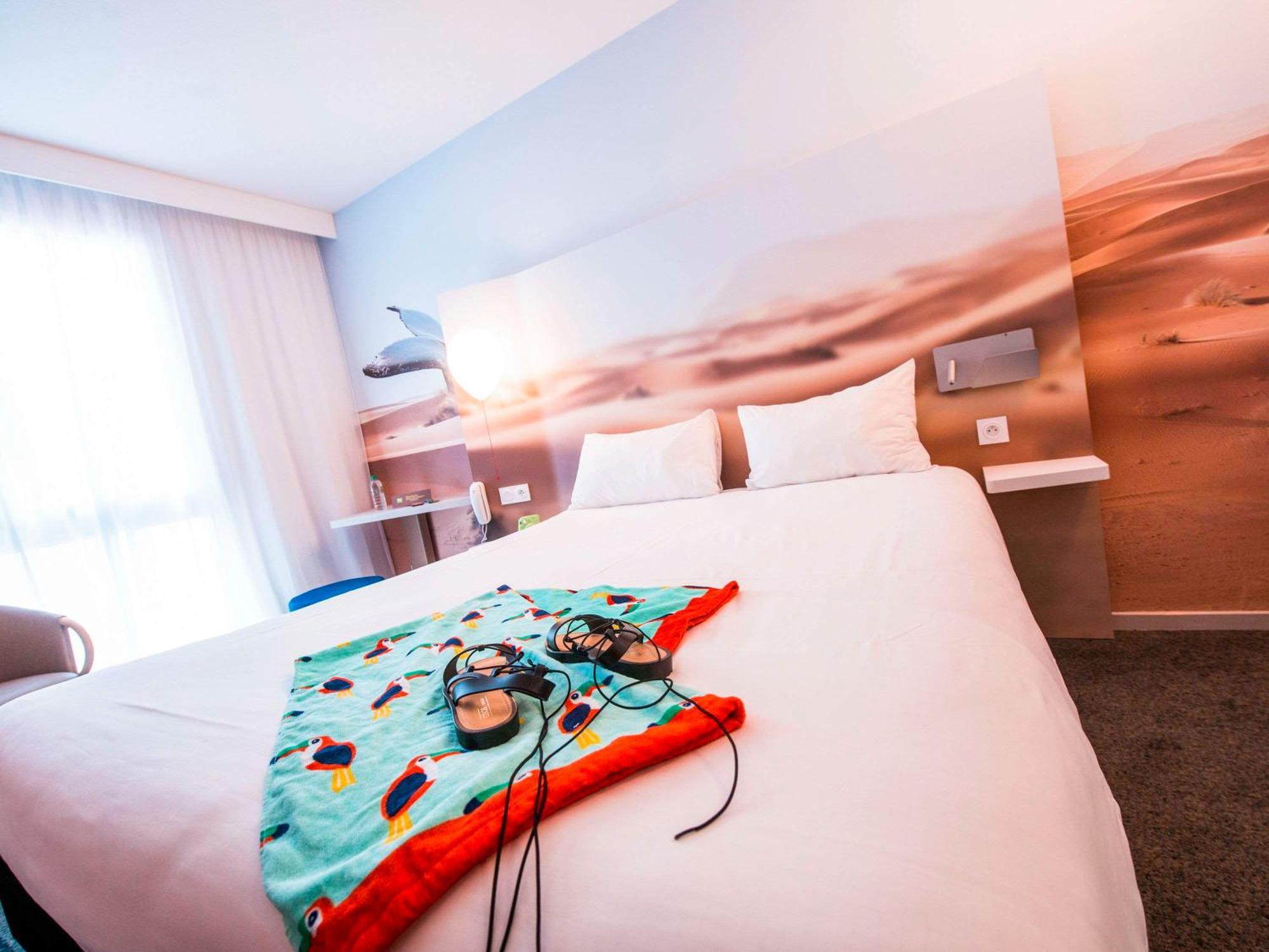 Hotel Ibis Styles Toulon Centre Port Zewnętrze zdjęcie